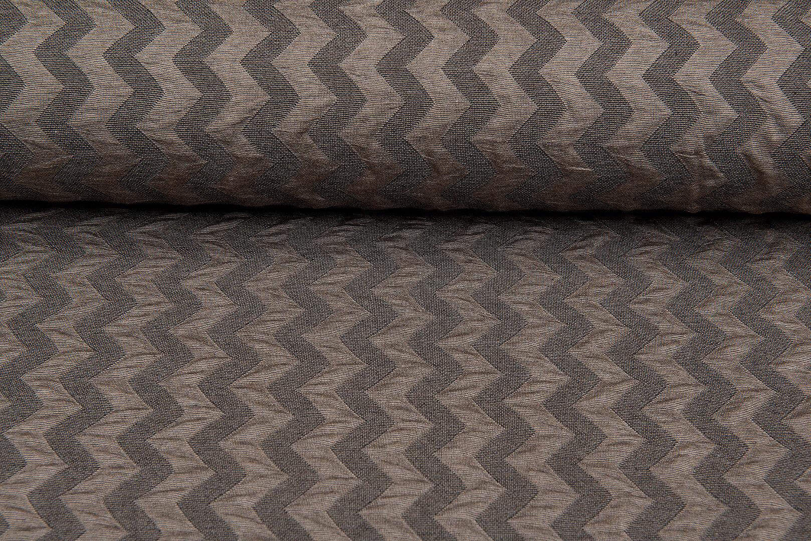 Strickstoff Jacquard zigzag bronze
