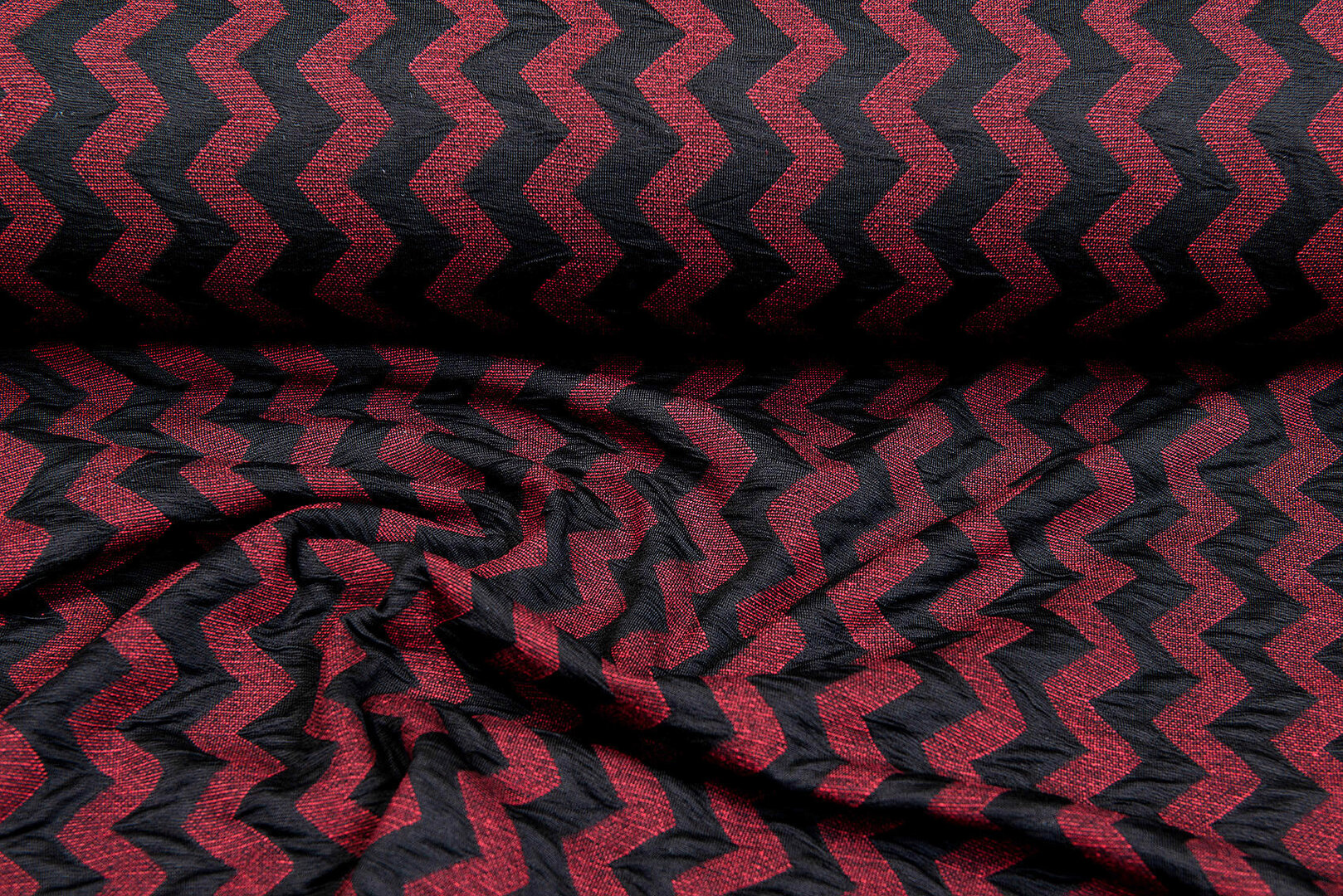 Strickstoff Jacquard zigzag bordeaux-schwarz