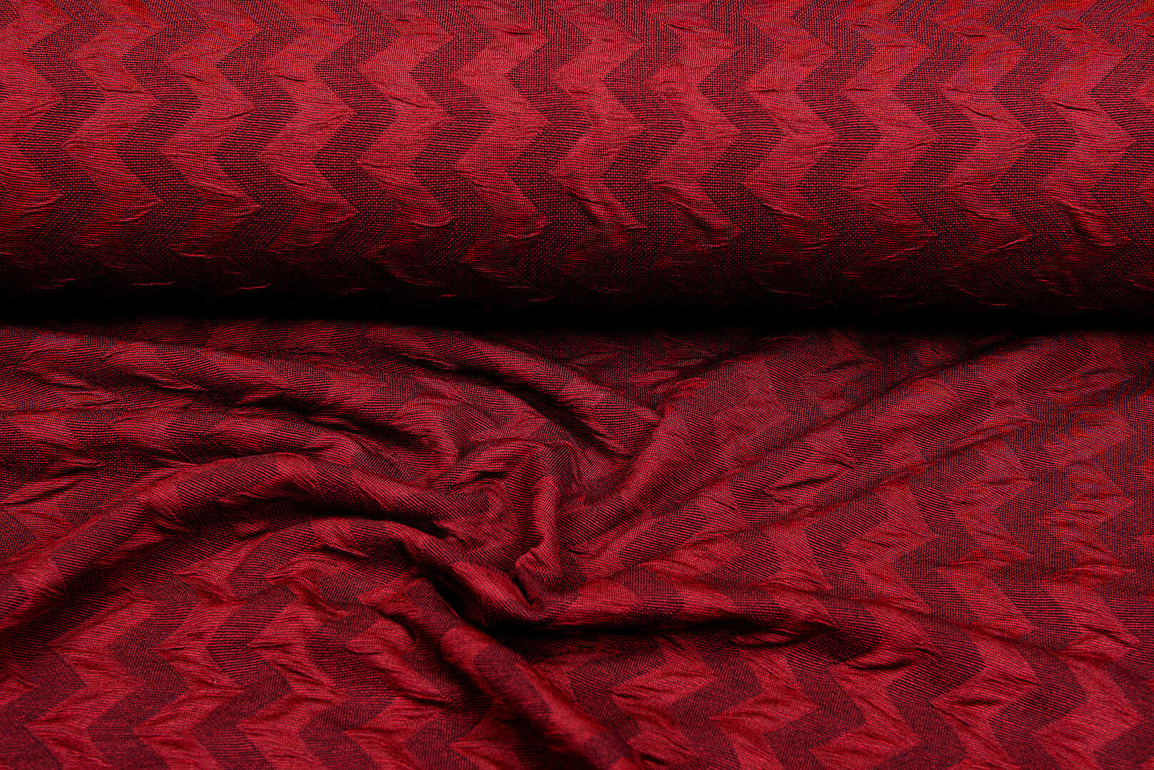 Strickstoff Jacquard zigzag dunkelrot