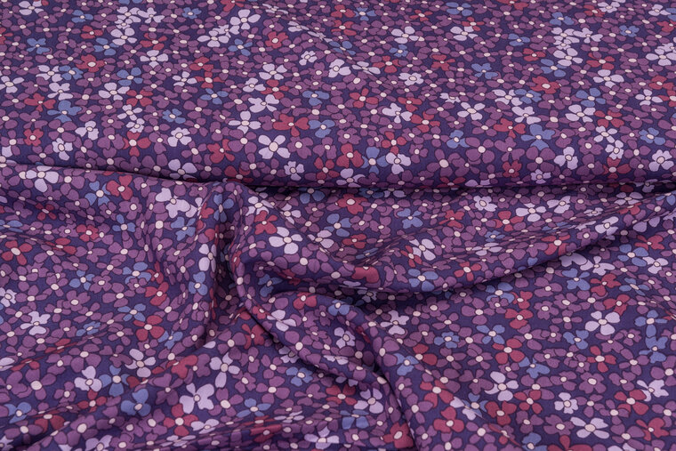 Viscose bedruckt flower violett