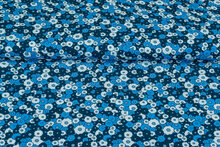 Viscose bedruckt retro blau-dunkelblau